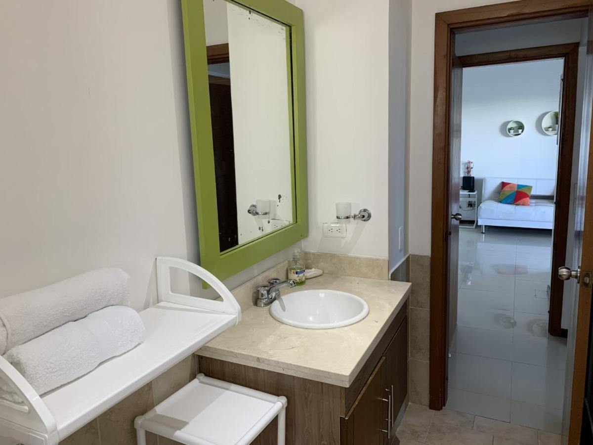 Apartamento Mirador Del Laguito Cartagena  Exterior foto